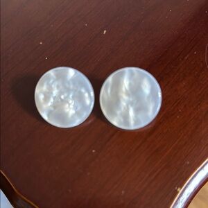 Elegant White Round Earrings
